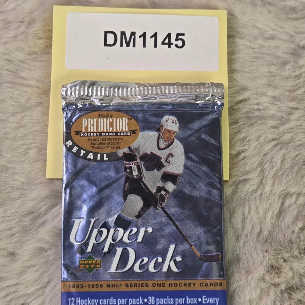 1995-96 Upper Deck Series 1 NHL Hockey Pack Sealed 12 Cards Electric Ice